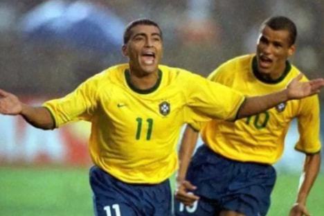 的定位与成 的定位与成