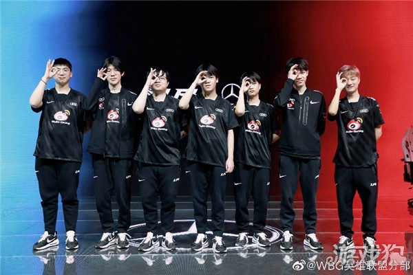 现紧张情绪 现紧张情绪